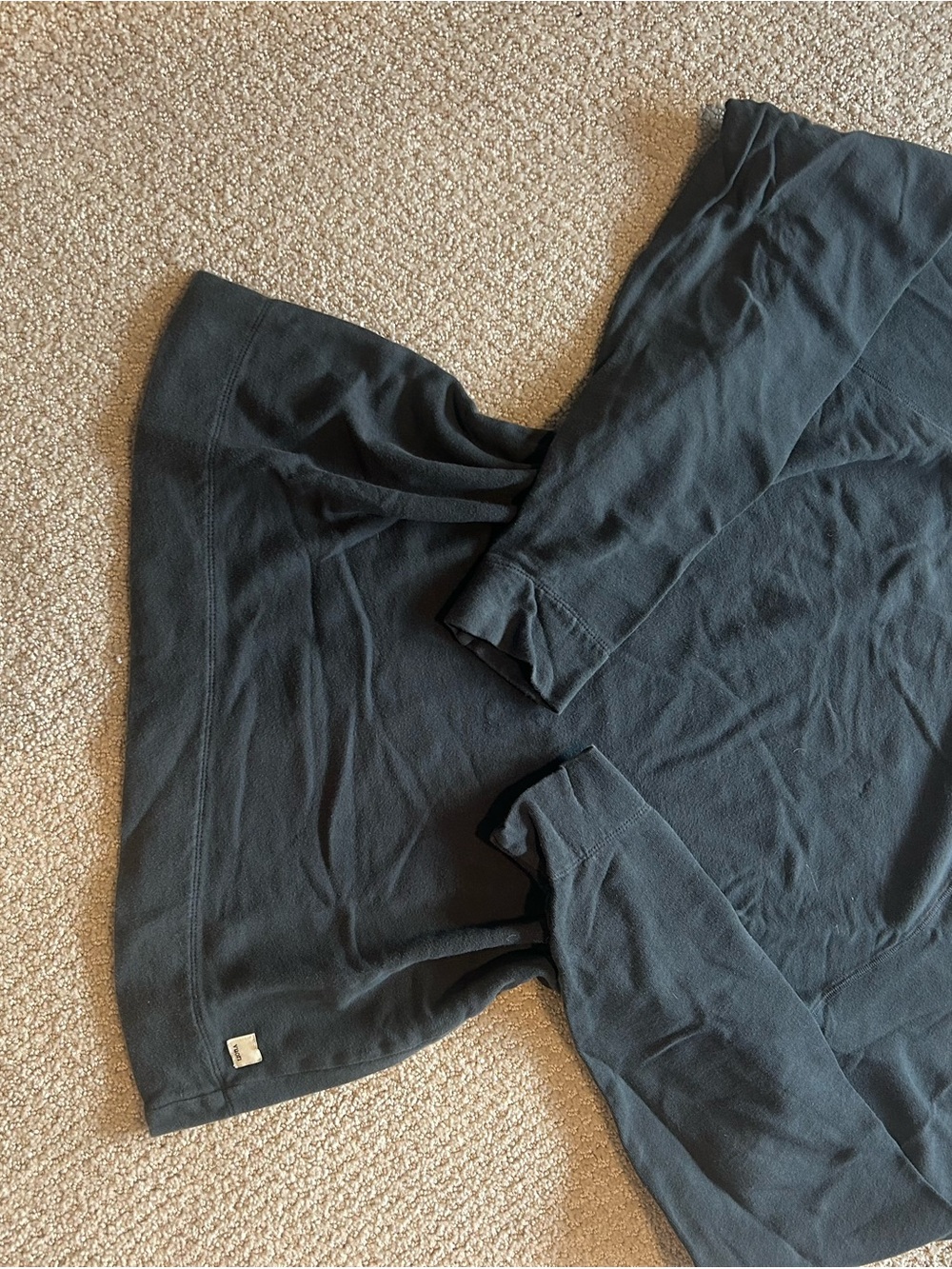 Vuori Men's Long Sleeve Crew Sweatshirt - Black
